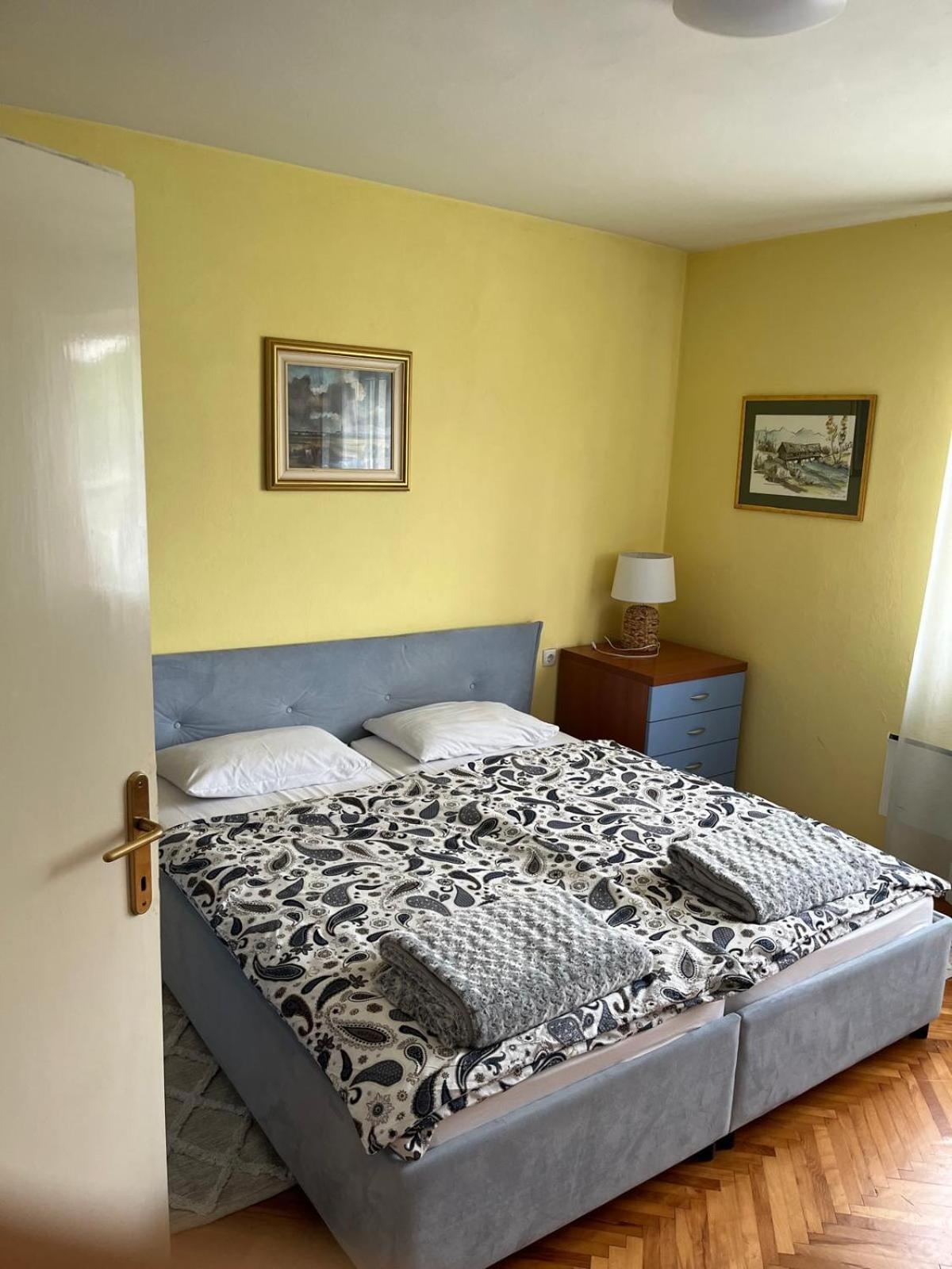 Apartman Ivka Gospić Exteriör bild